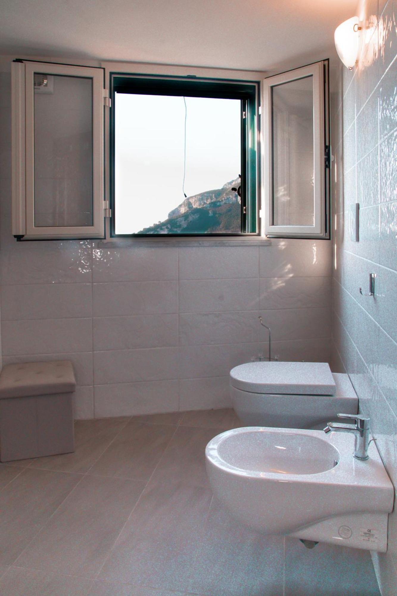 Minuta Skyline Apartment Pontone Екстериор снимка